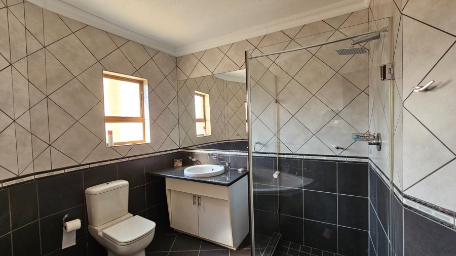 4 Bedroom Property for Sale in Maraldi Estate Free State